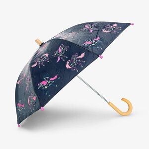 Hatley Kids Colour-Changing Umbrella – Pegasus Constellations 🌧️✨
New With Tags